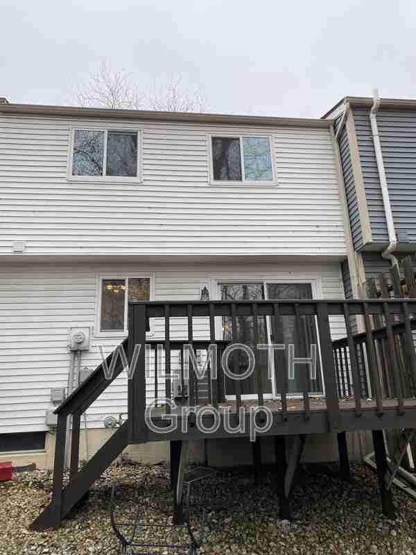 9475 Timber View Dr - Photo 3 of 22