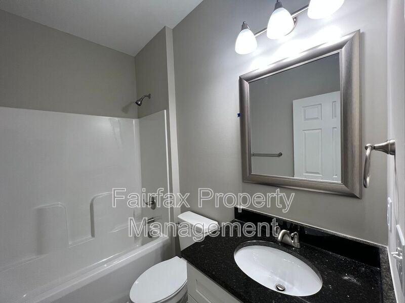 2305 Owen St #A - Photo 7 of 11