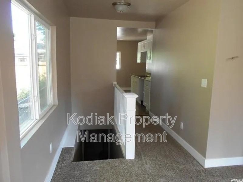 1987 S Lake St - Photo 6 of 20