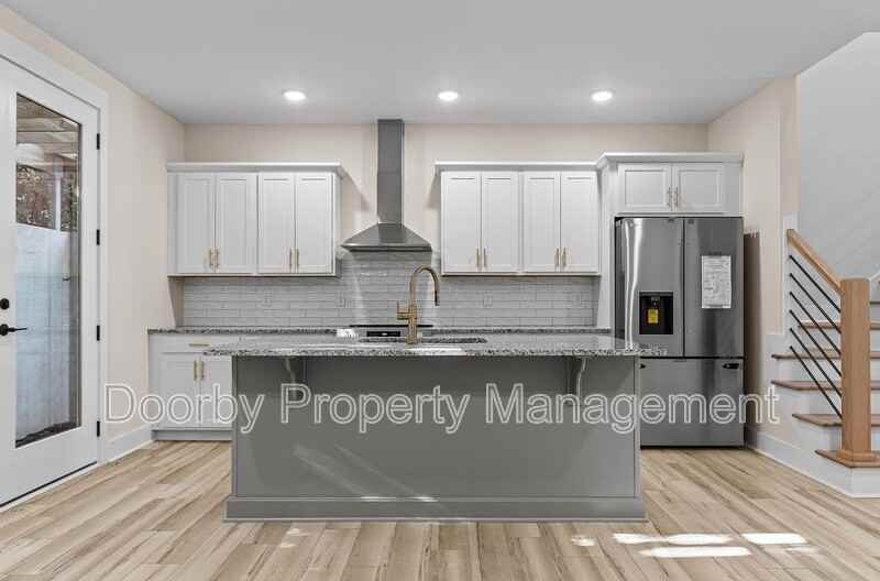 432 Wayne Ave #436 - Photo 5 of 24