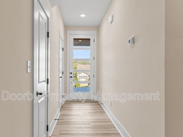 432 Wayne Ave #436 - Photo 3 of 24