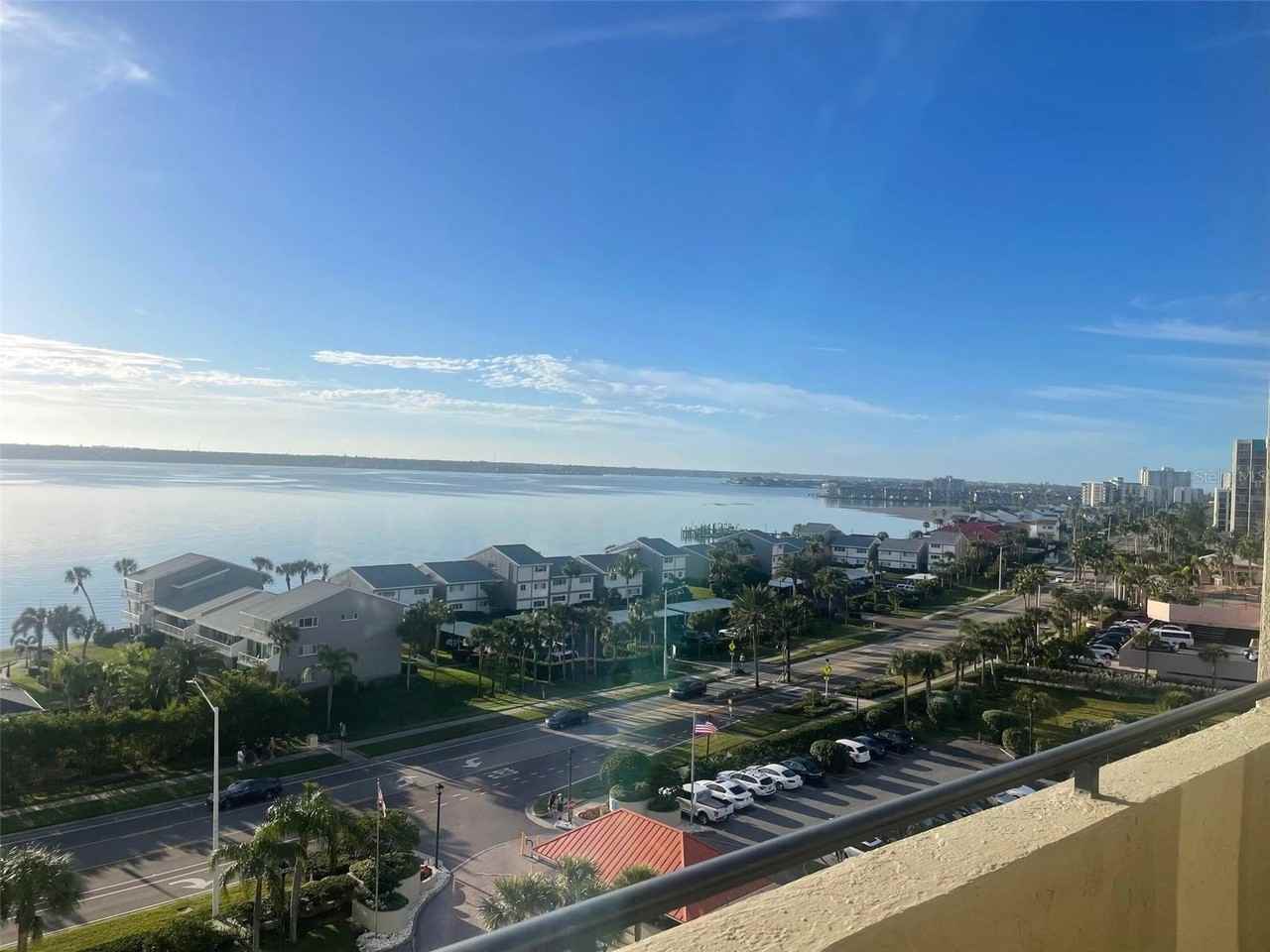 1290 Gulf Blvd #901 - Photo 4 of 36