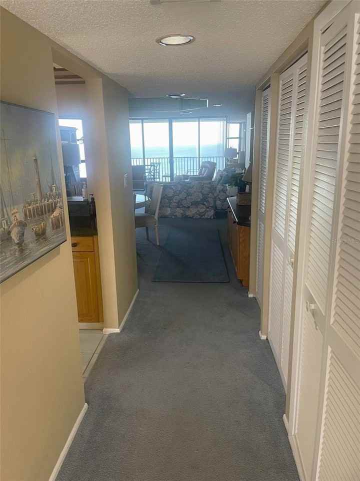 1290 Gulf Blvd #901 - Photo 5 of 36