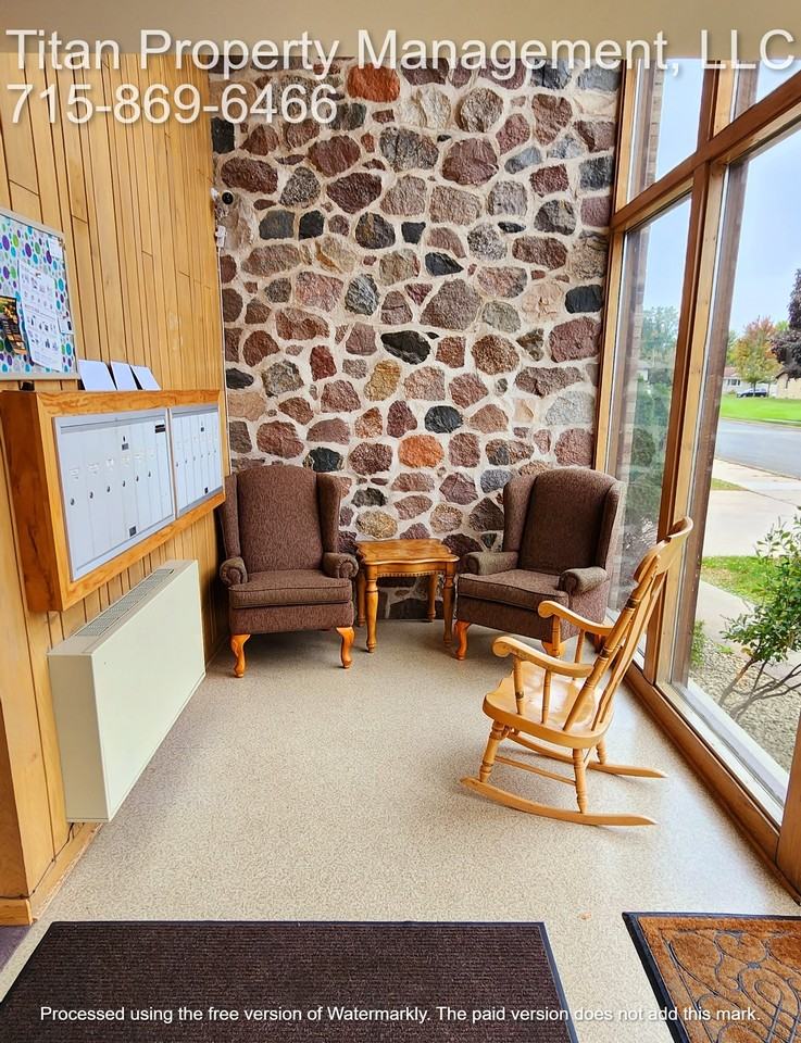 1609 4th Avenue - Photo 3 of 6