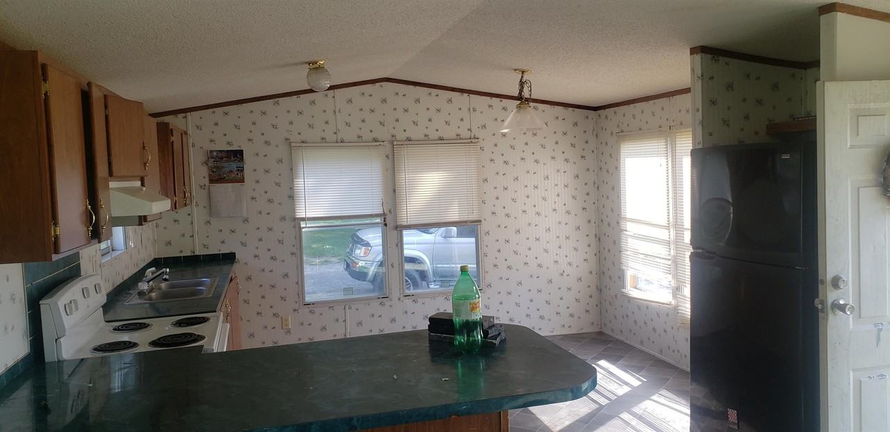 3036 North Carolina 18/US 64 - Photo 2 of 2