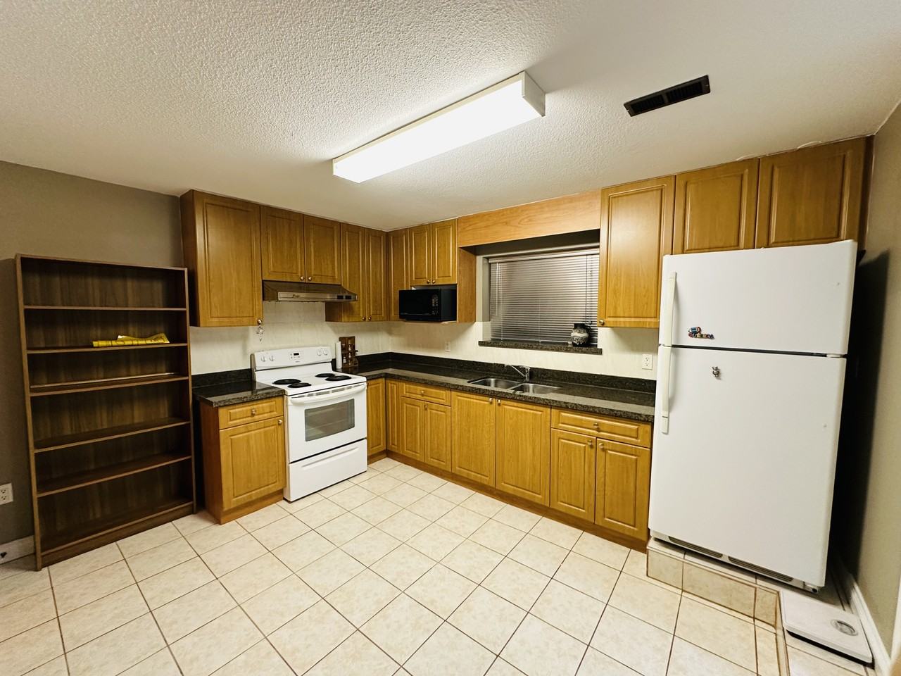 2015 Paulus Crescent - Photo 2 of 7