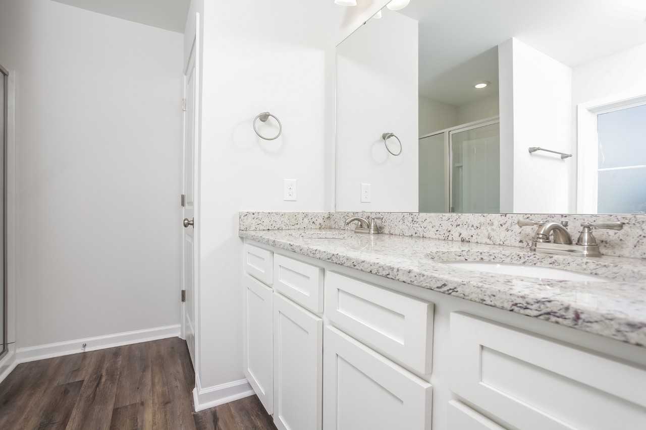 17 Furlong Downs St - Photo 7 of 14