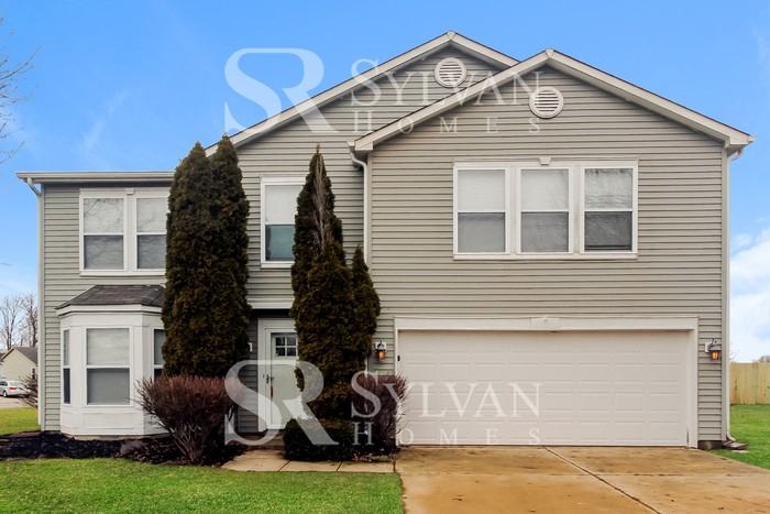 764 Runnymede Dr - Photo 2 of 17