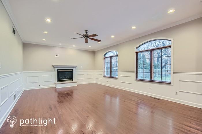 7944 Lamon Ave, Burbank, IL 60459 bedroom House Rental Zumper