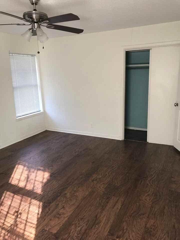 801 N Crawford St #801 - Photo 4 of 11