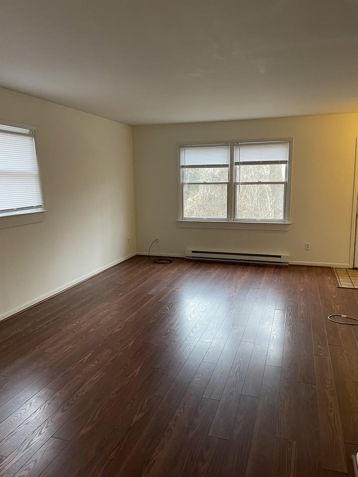 309 Paton St #B - Photo 5 of 15