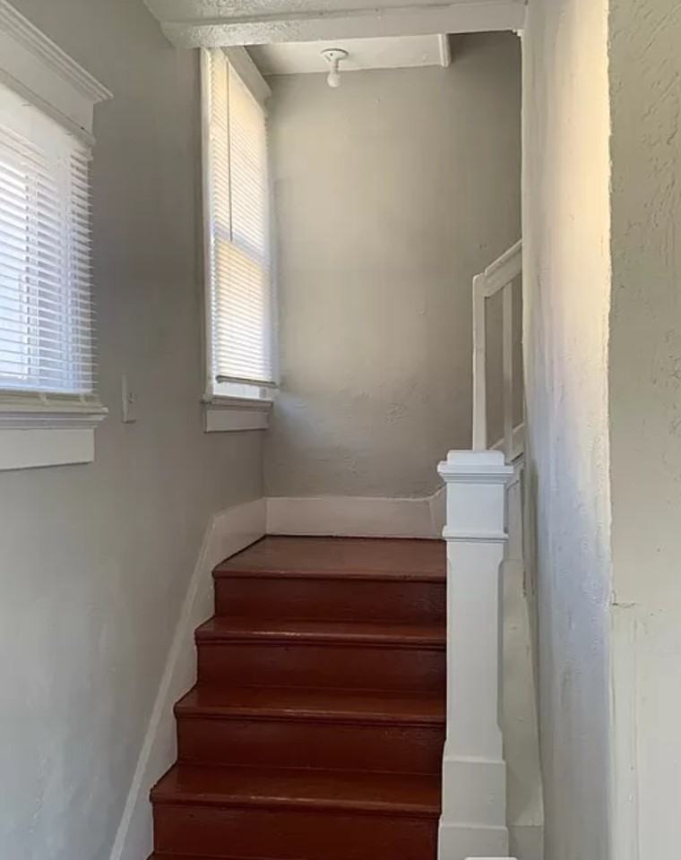 815 Dawson St #2 - Photo 2 of 13