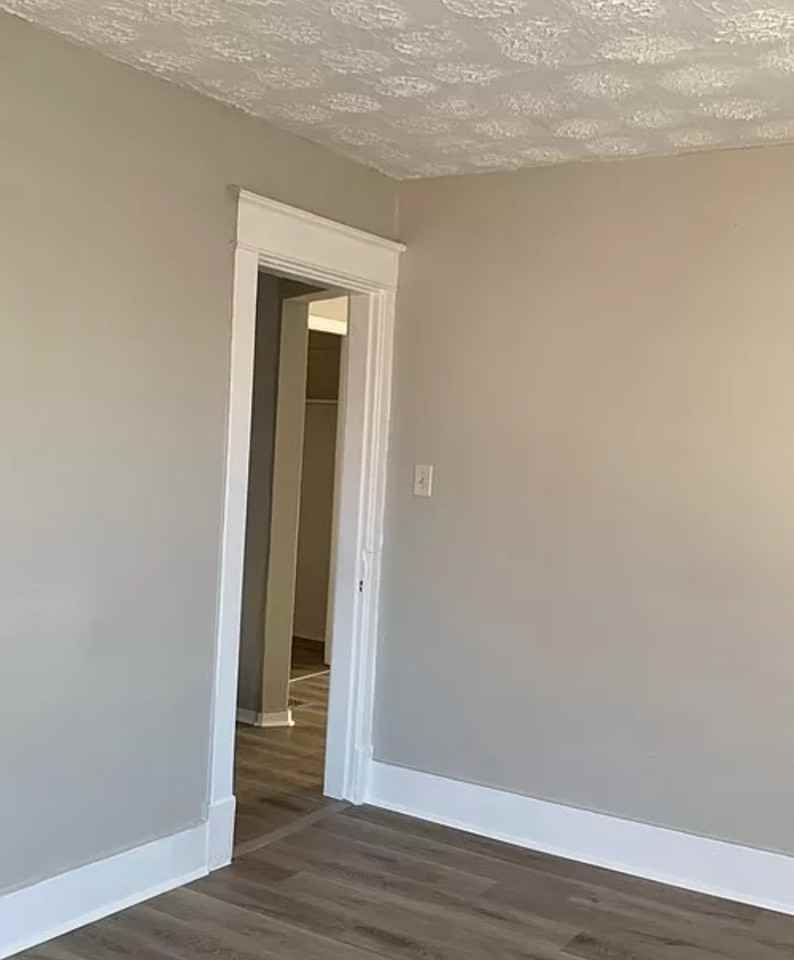 815 Dawson St #2 - Photo 4 of 13