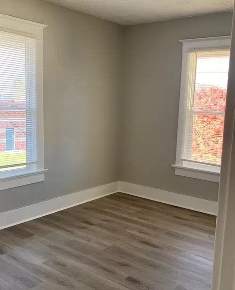 815 Dawson St #2 - Photo 5 of 13