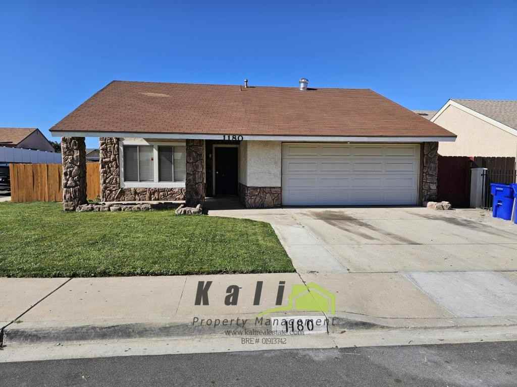 1180 Walpen Dr - Photo 3 of 26