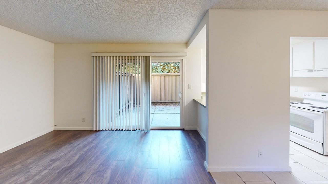 2410 Starlight Ln #1