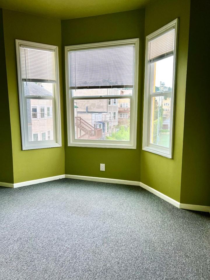 876 Valencia Street #D - Photo 3 of 16