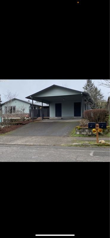 15 Ne 157th Ave - Photo 2 of 13