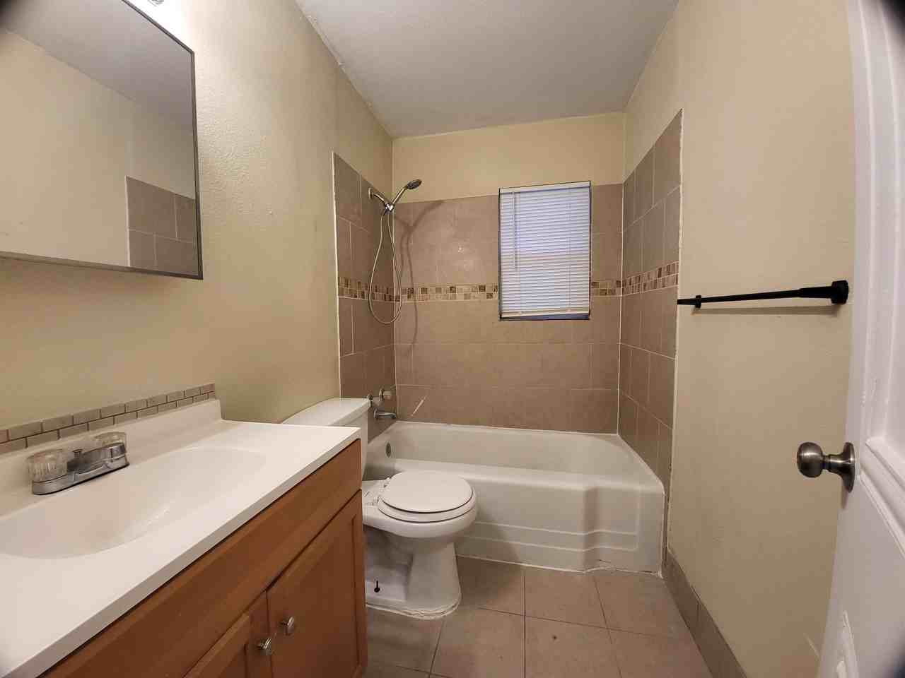 1915 Poage Ave #1 - Photo 2 of 10