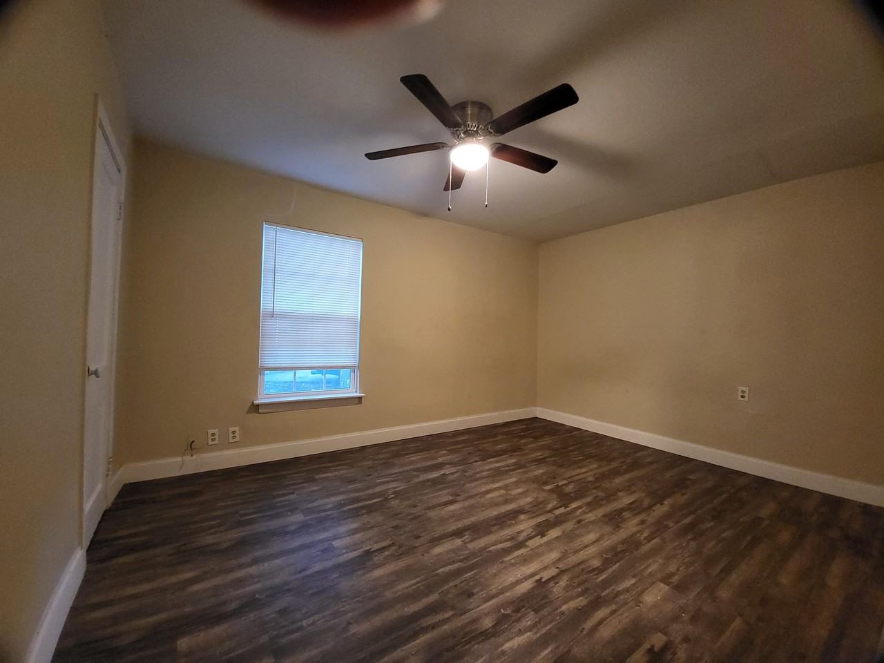 1915 Poage Ave #1 - Photo 3 of 10