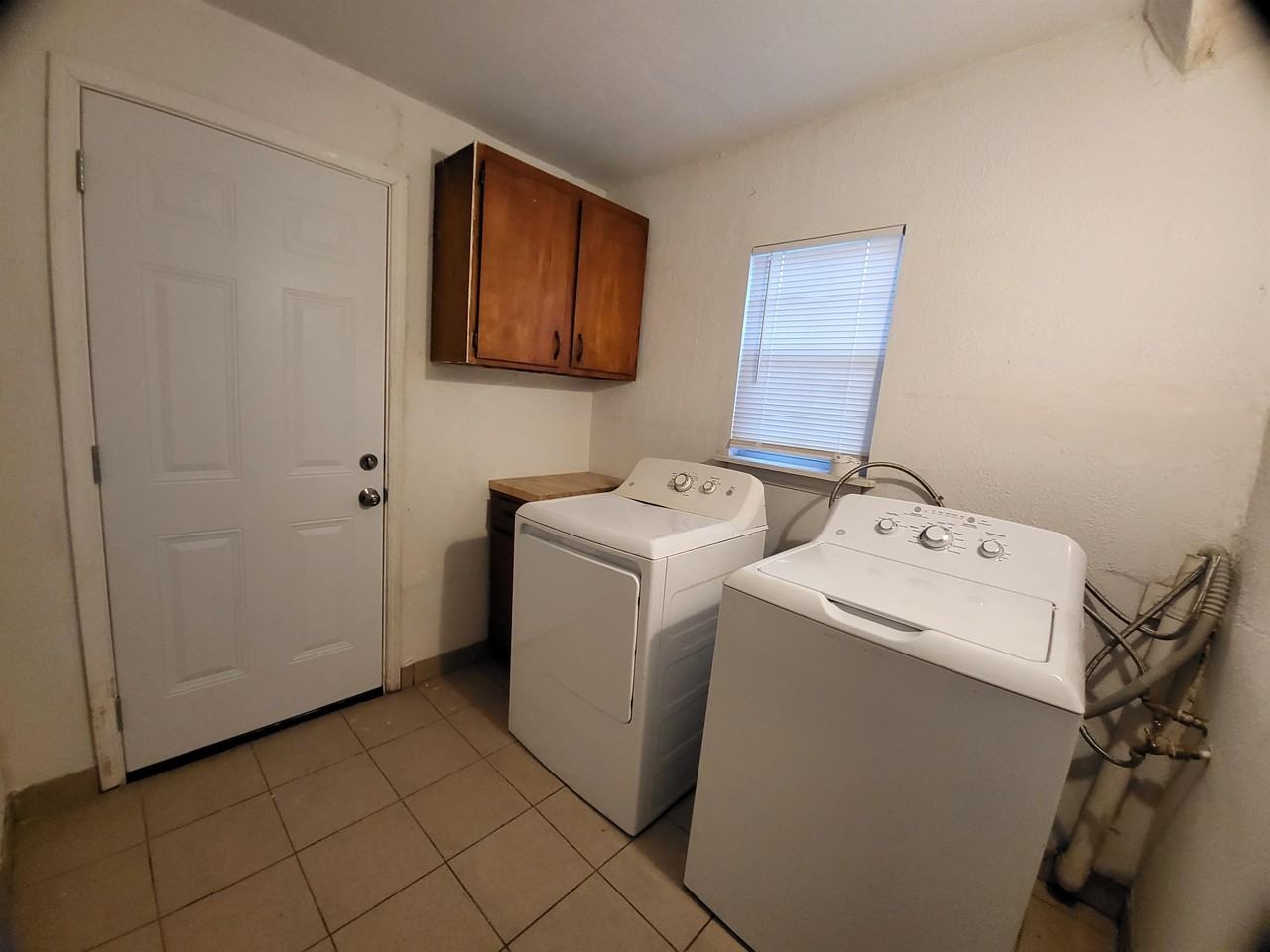 1915 Poage Ave #1 - Photo 5 of 10