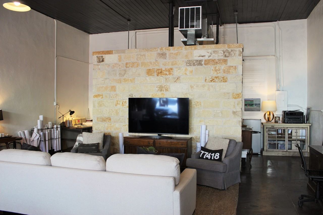 13 South Bell Street - Photo 7 of 24