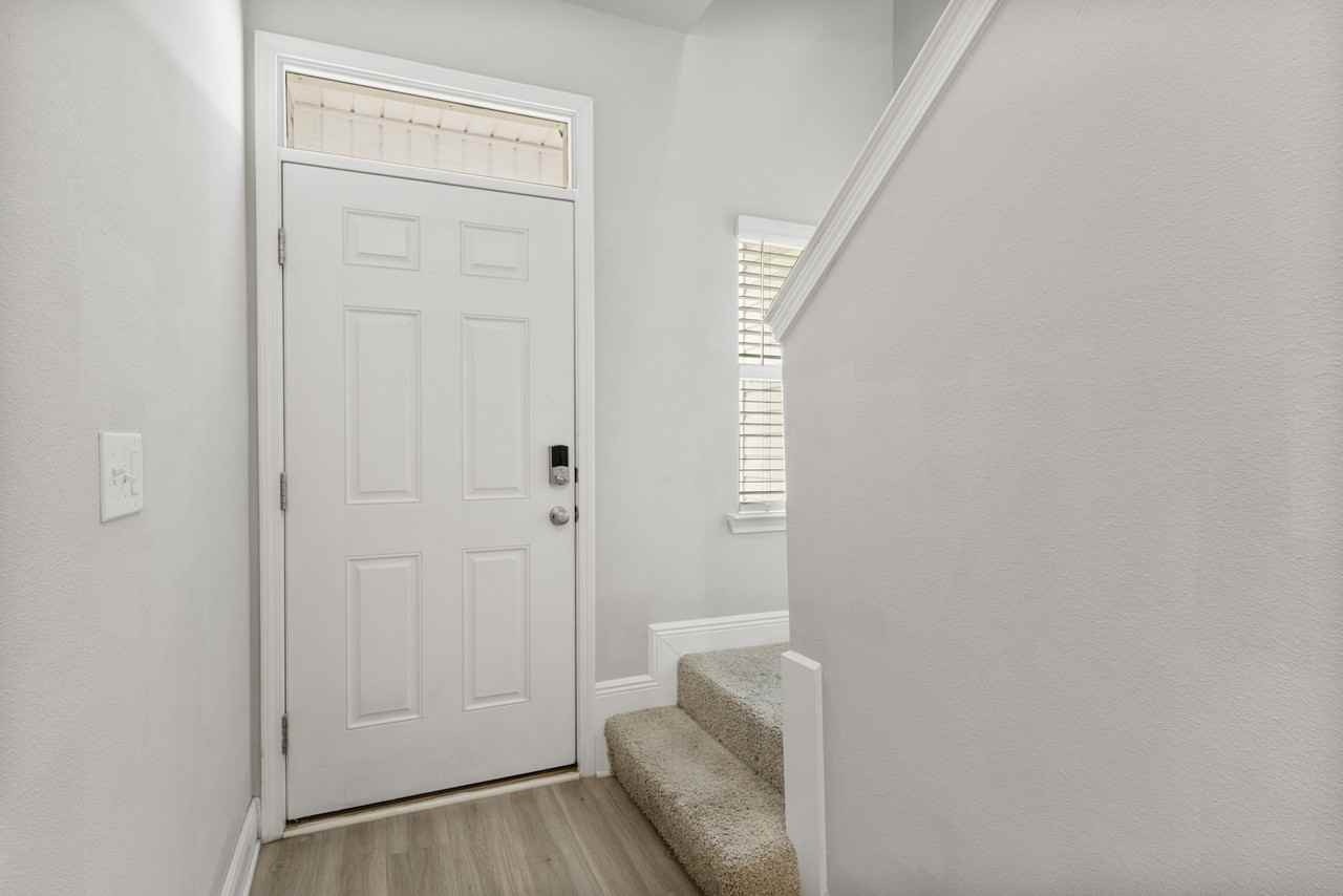 5740 Callaway Circle - Photo 2 of 27