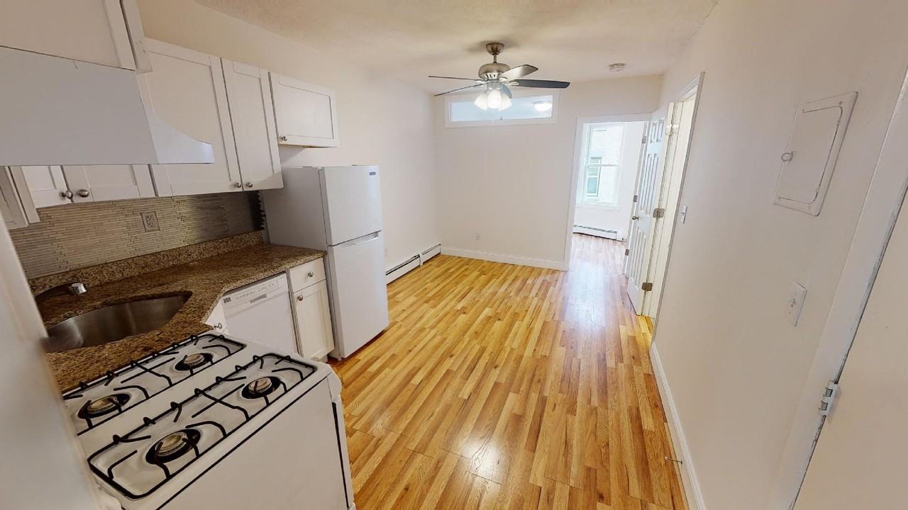 21 Sheafe St #6 - Photo 4 of 21