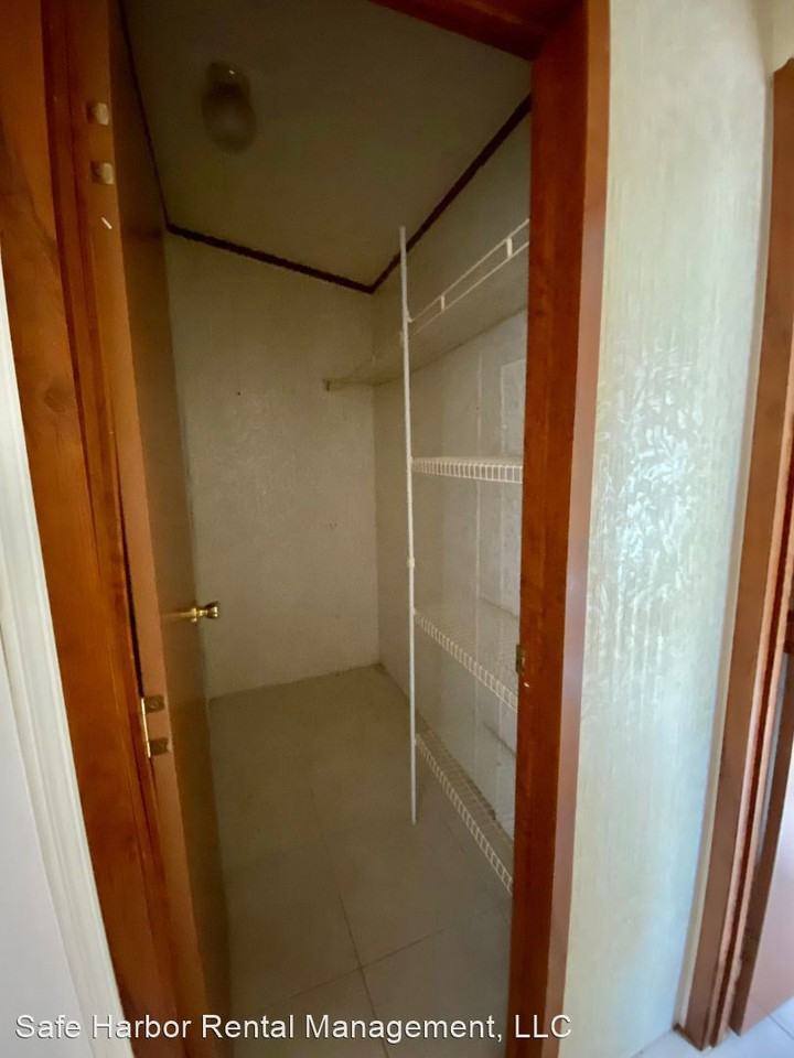 102 & 104 Nathey Ave 102-1 - 104-2 - Photo 2 of 11