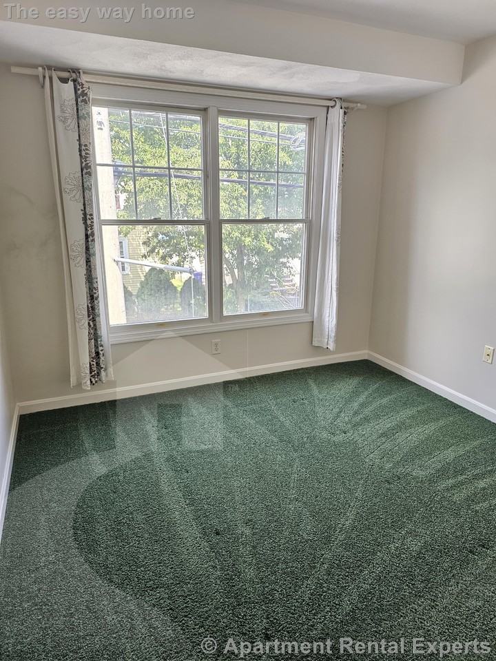 21 Adams St #204 - Photo 5 of 8