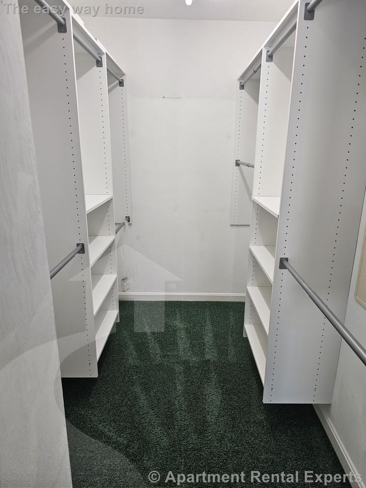 21 Adams St #204 - Photo 6 of 8