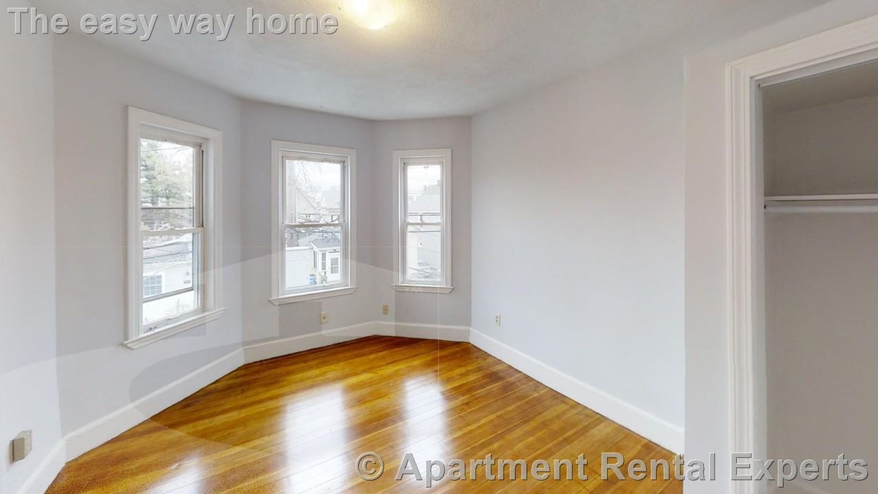 11 Partridge Ave #2 - Photo 6 of 10