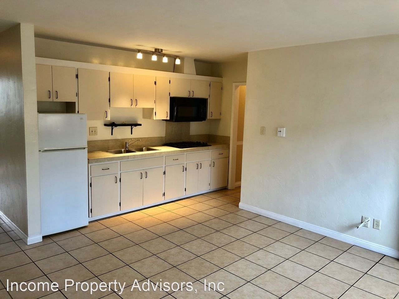 2015 Felspar Street - Photo 3 of 7