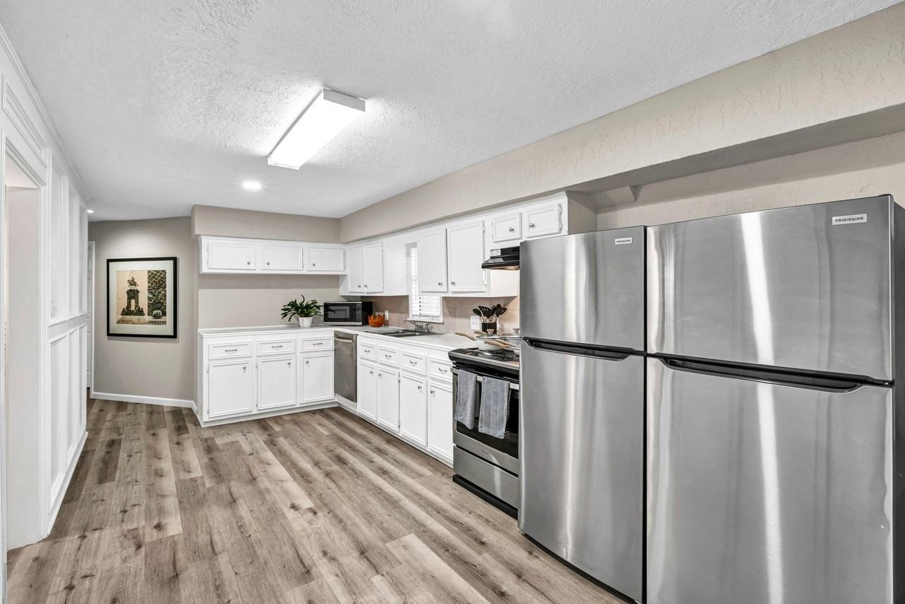 Spaulding St - Photo 5 of 11