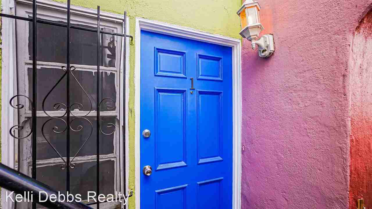 2065-2067 1/2 Ivar - Photo 2 of 28