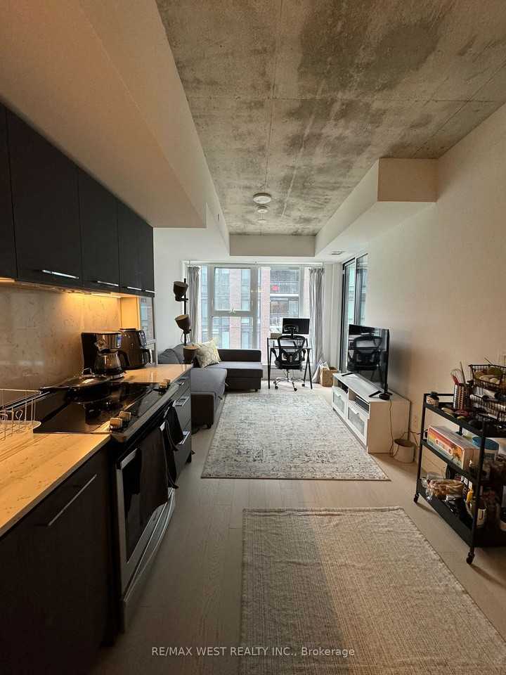 Riverside Square - Photo 3 of 15