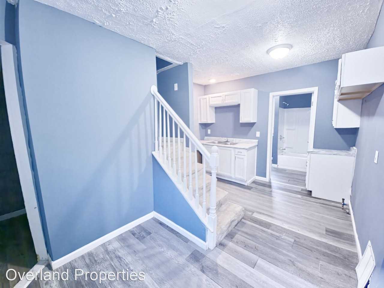 3225 W 58th St - Photo 2 of 14