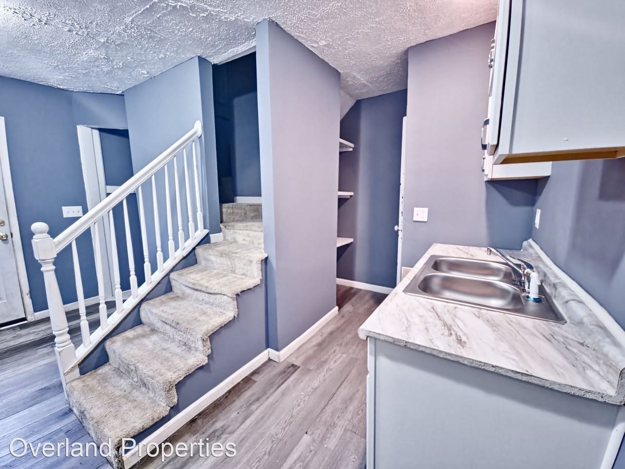 3225 W 58th St - Photo 3 of 14