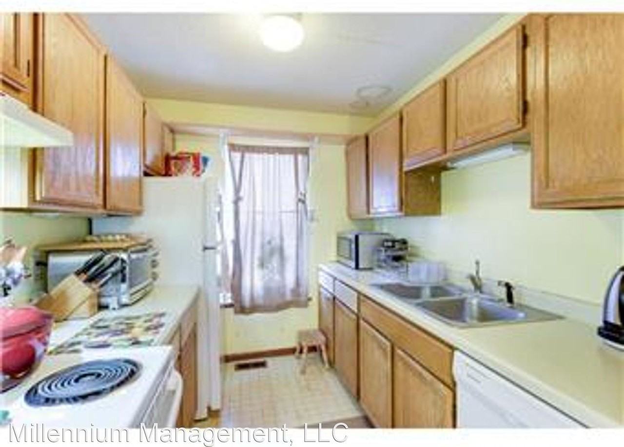 427 8th Ave Se - Photo 2 of 6