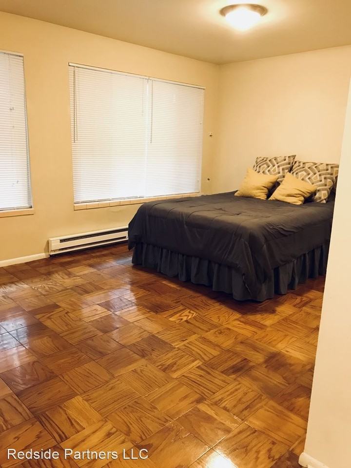 1821 Harvard Ave - Photo 3 of 8