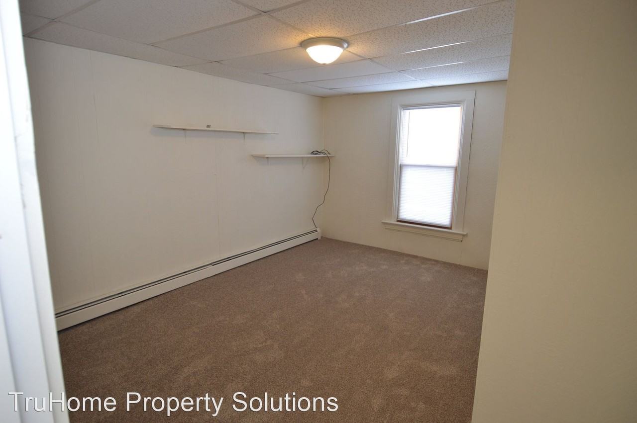 405 S. 4th St. - Photo 2 of 40