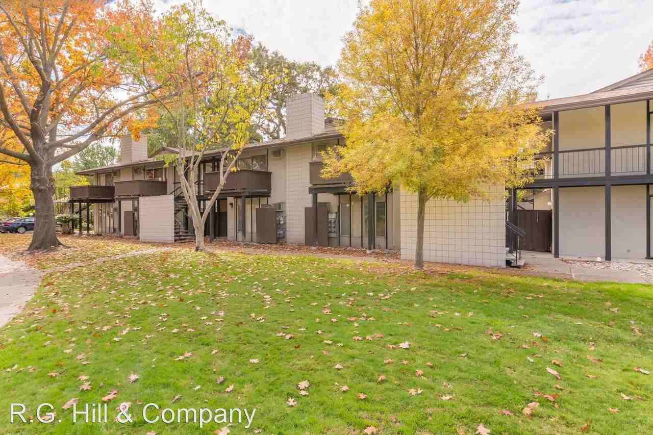 2057 Camel Lane - Photo 2 of 19