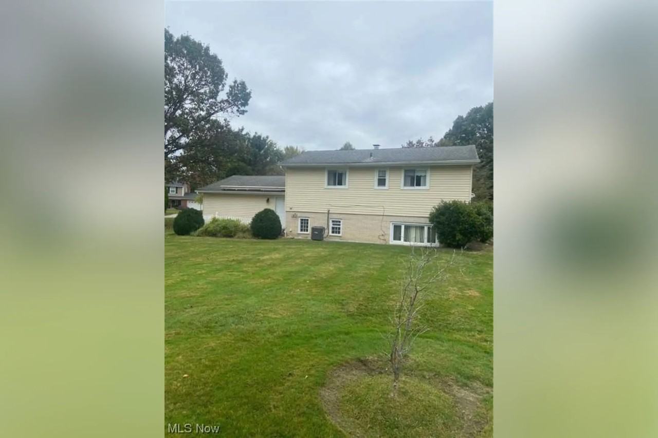 32820 W Nimrod St - Photo 2 of 19
