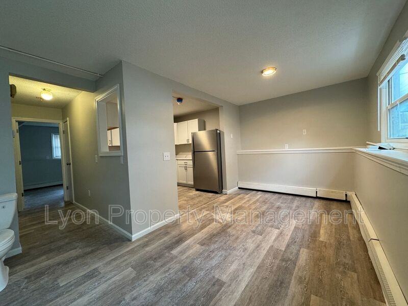 235 Weeden St #2 - Photo 3 of 6