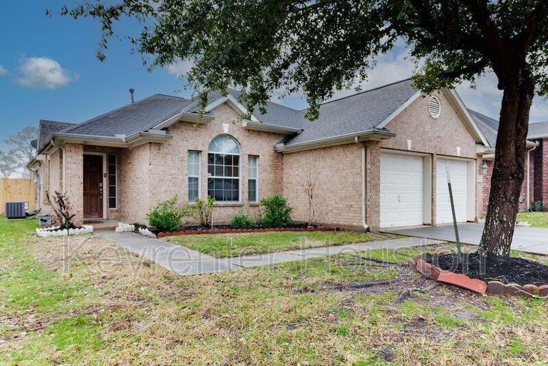 16014 Hidden Crest Dr - Photo 2 of 26