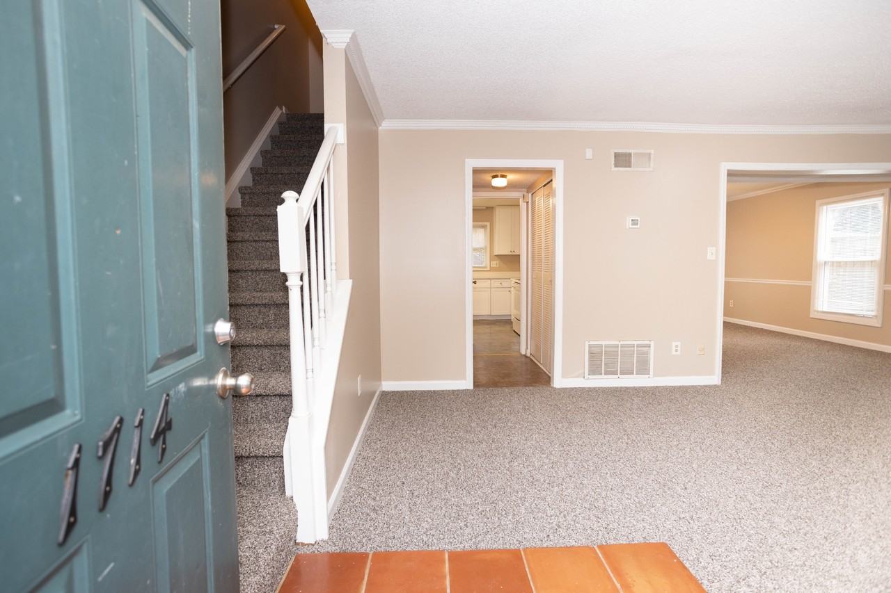 1714 Twin Brooks Dr Se - Photo 3 of 24