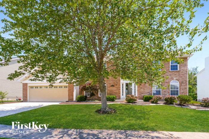16327 Copperwood Ln - Photo 2 of 15