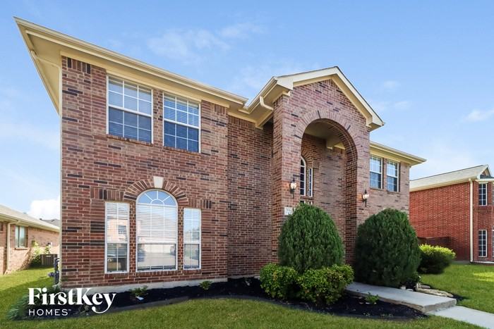 7782 Park Downs Dr - Photo 2 of 15