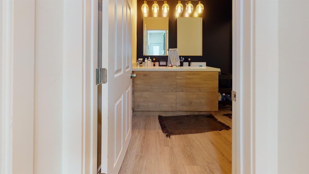 5270 Manhasset Drive #1 - Photo 2 of 11