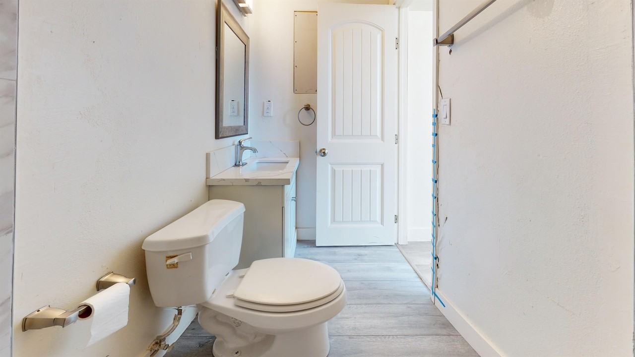 5272 Manhasset Drive #1 - Photo 5 of 16